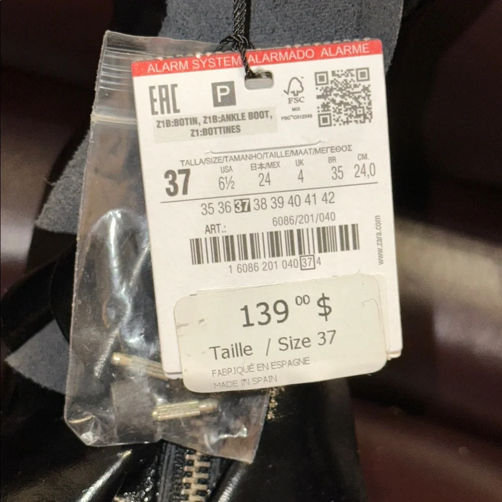 NWT Zara Ruffled Patent Leather Kitten Heel Booties - Picture 16 of 16